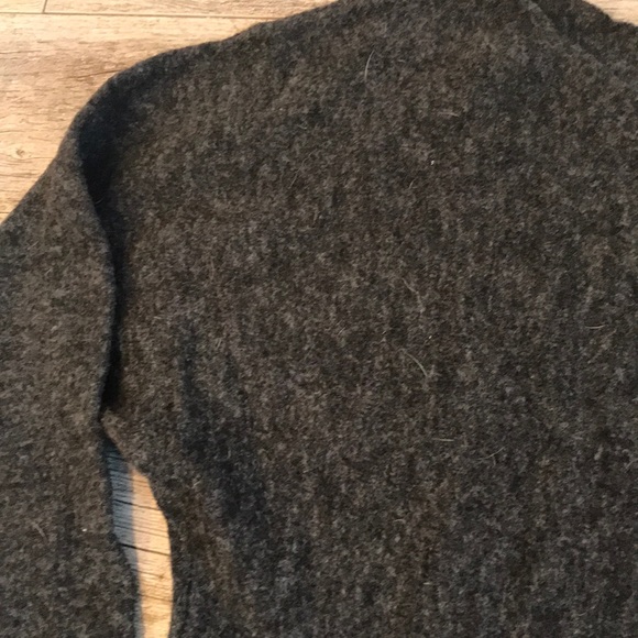 Sweater - Picture 2 of 3